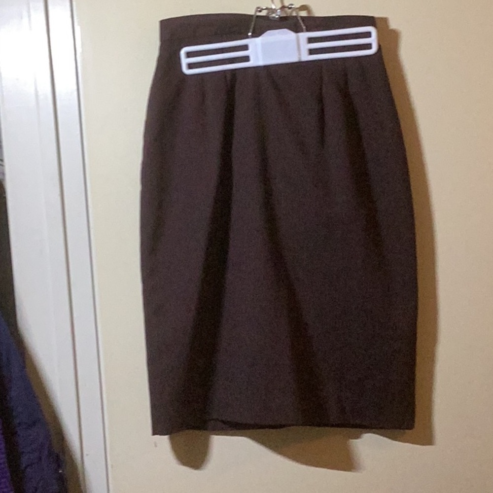 Brown pencil skirt